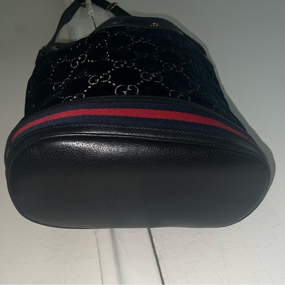 Gucci Ophidia Velvet Bucket Bag in Navy with Web 574960  3326879 - Picture 5 of 12